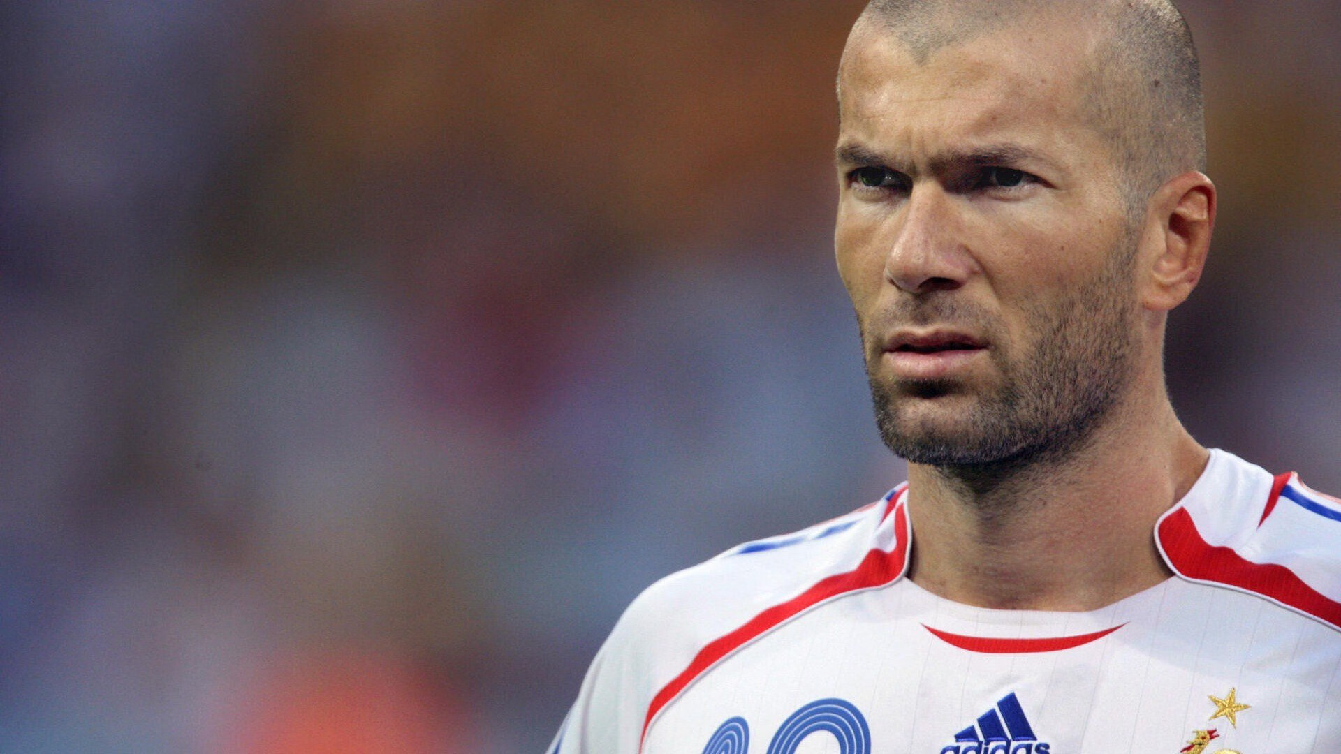 开云足球官网-那夜，工体有个孩子让莫德里奇折了腰，那夜，工体有个孩子让莫德里奇折了腰